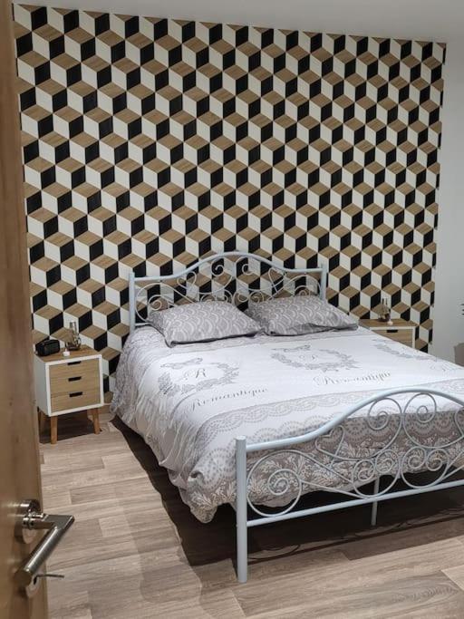 Chez Aline Apartment Кале Екстериор снимка